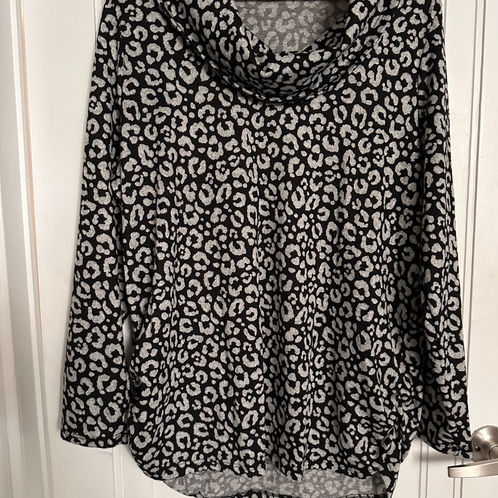 Sweater lot - 3 women’s sweaters 2x